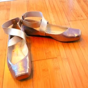 Jessica Simpson Ballerina Flats Size 6 1/2 - Rosegold